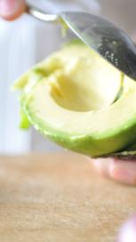 https://www.maggi.si/sites/default/files/styles/search_result_153_272/public/SEM_How_to%20make_avocado_ripe_faster_0.JPG?itok=1qPvmk-n
